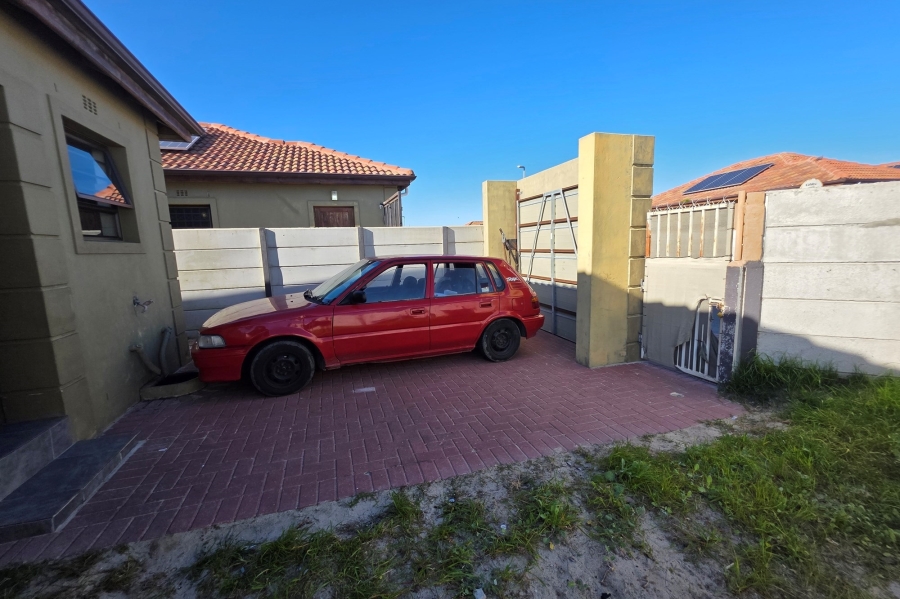 2 Bedroom Property for Sale in Westridge Western Cape